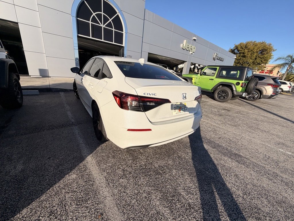 Used 2025 Honda Civic Sport image 7