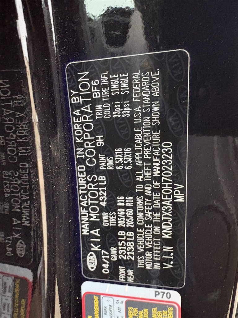 Used 2017 Kia Soul EV + w/ Sun & Fun Package image 29