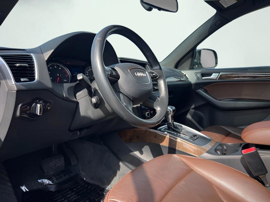 Used 2017 Audi Q5 2.0T Premium image 2
