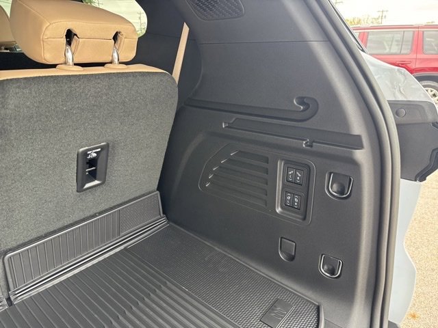 New 2026 Buick Enclave Preferred w/ Power Package image 13