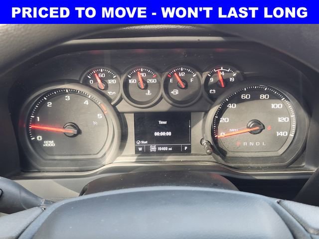 Used 2025 Chevrolet Silverado 2500 Custom w/ Custom Value Package AWD/4WD image 4