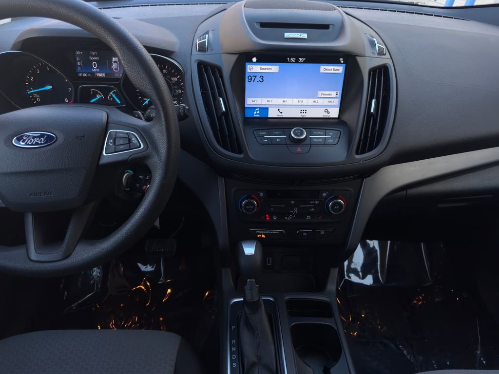 Used 2017 Ford Escape SE w/ Equipment Group 201A image 9