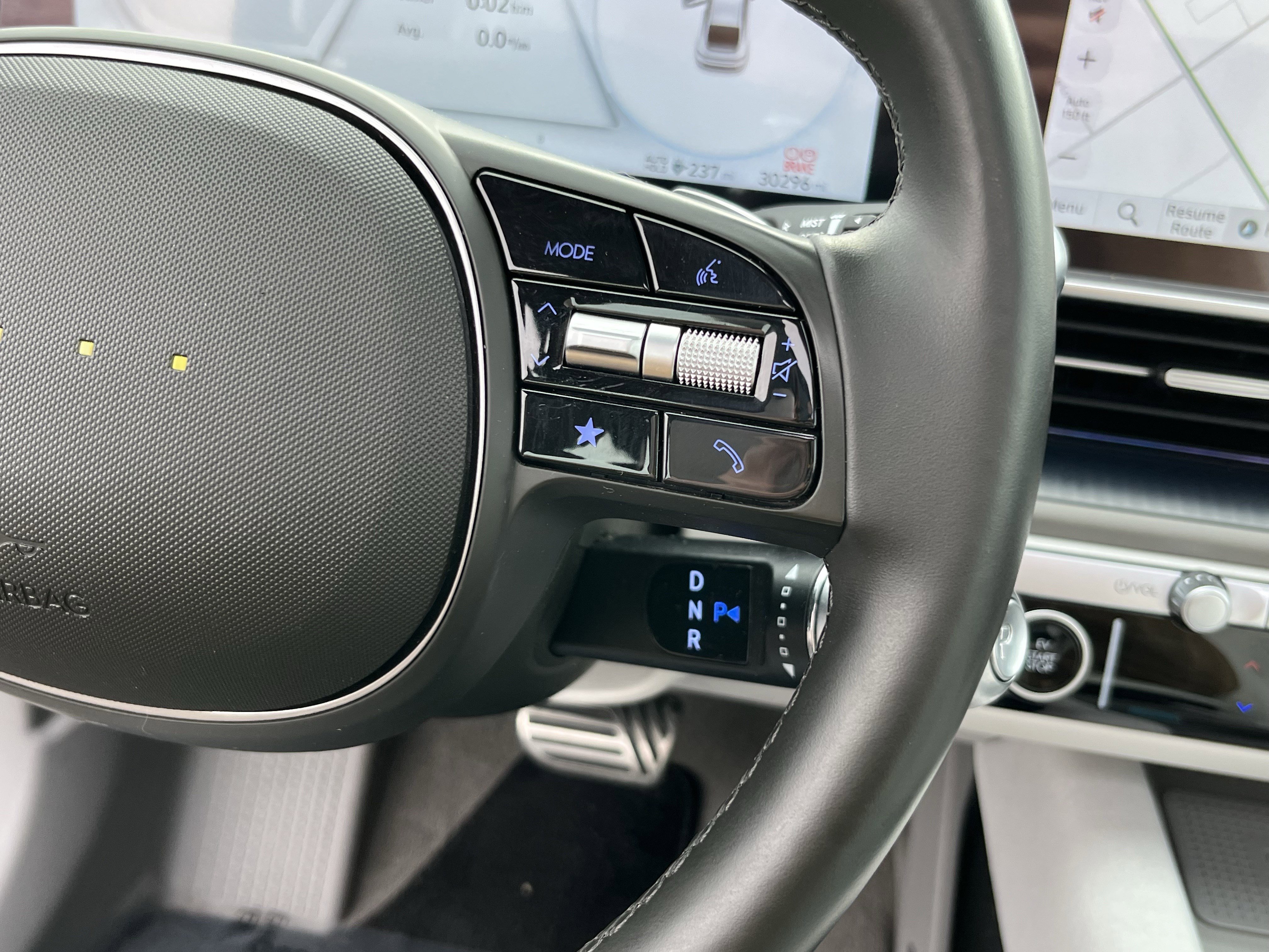 Used 2024 Hyundai Ioniq 6 Limited image 22