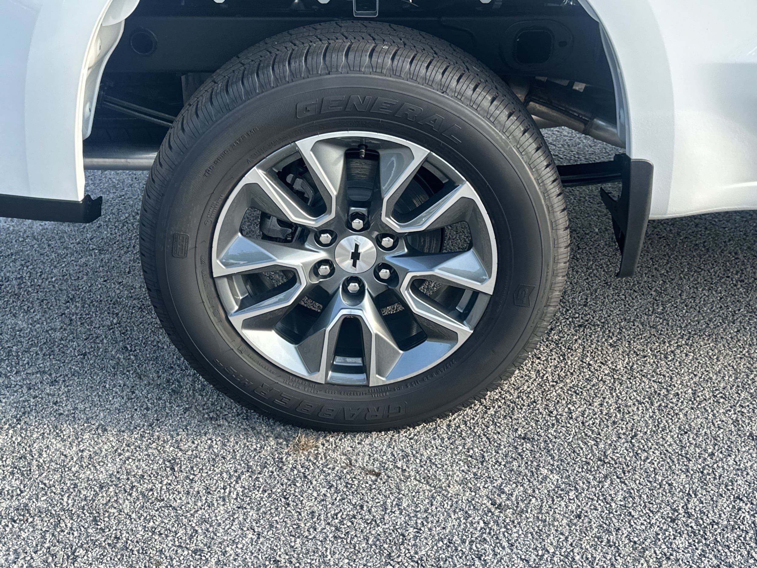 New 2026 Chevrolet Silverado 1500 RST AWD/4WD image 17