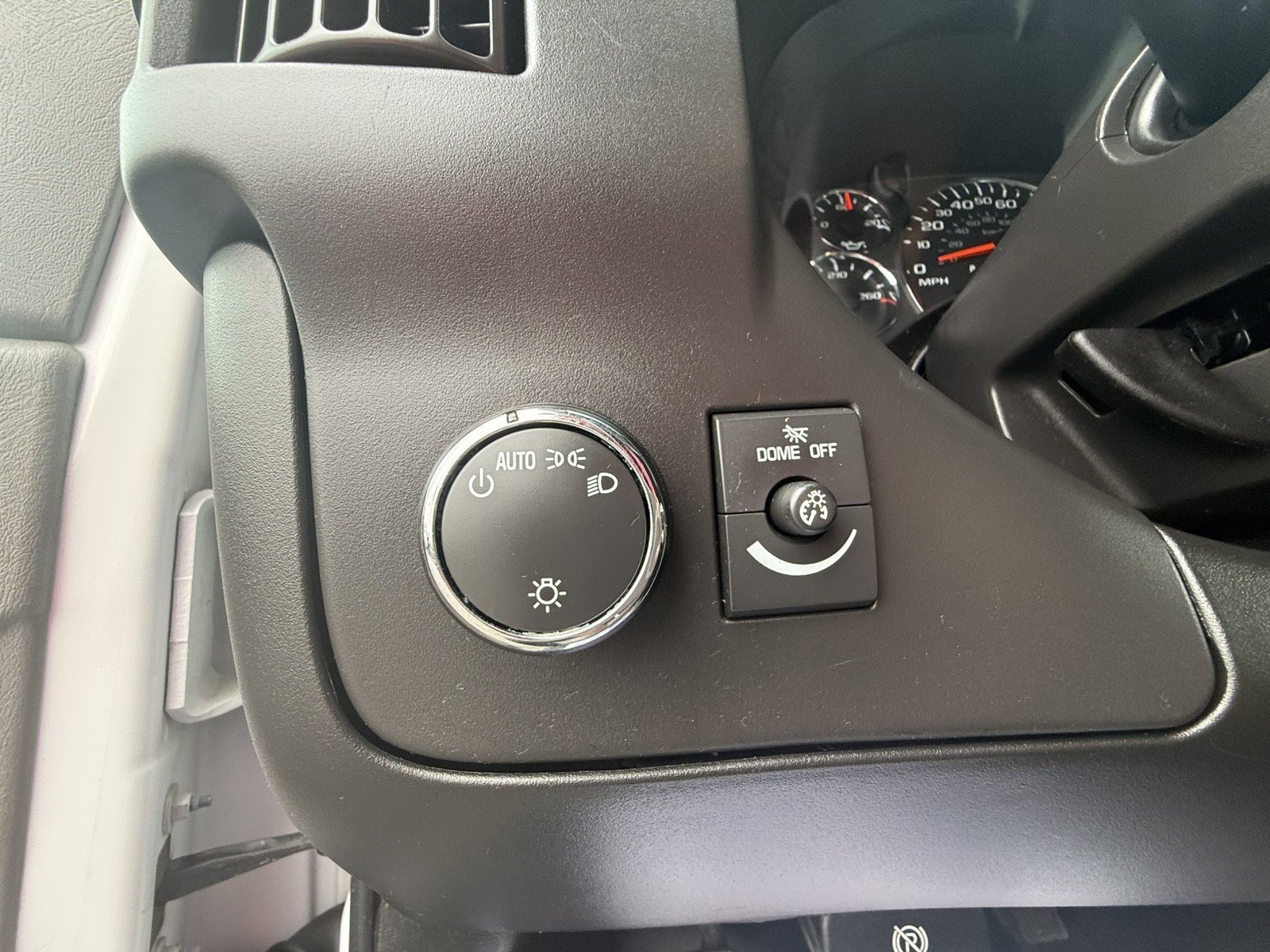 Used 2021 Chevrolet Express 2500 w/ Driver Convenience Package image 29