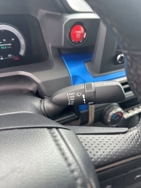 Used 2024 Toyota Tacoma TRD Off-Road image 32