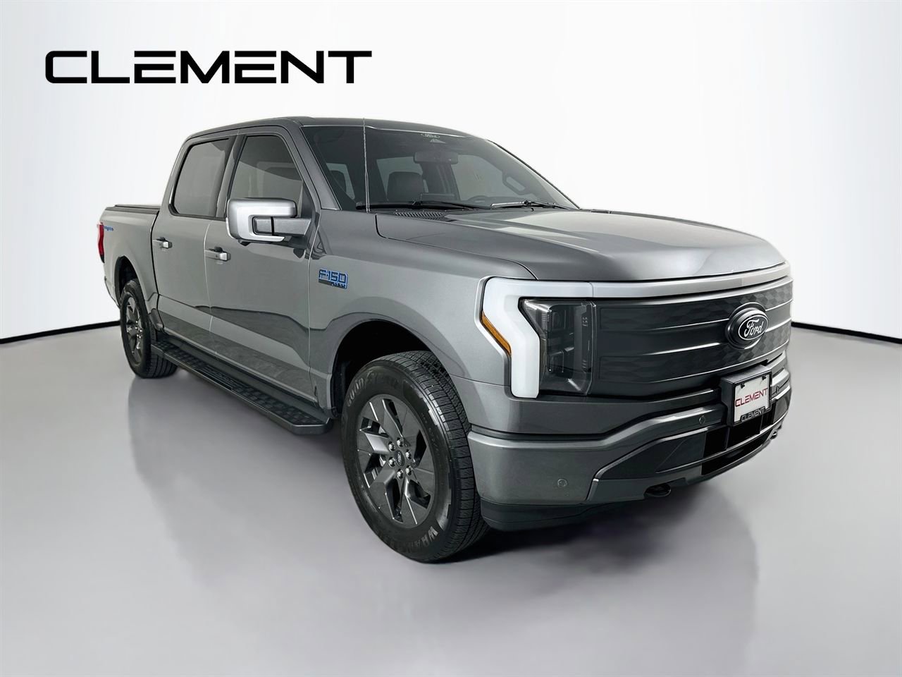 Used 2025 Ford F150 Lightning Lariat AWD/4WD image 5