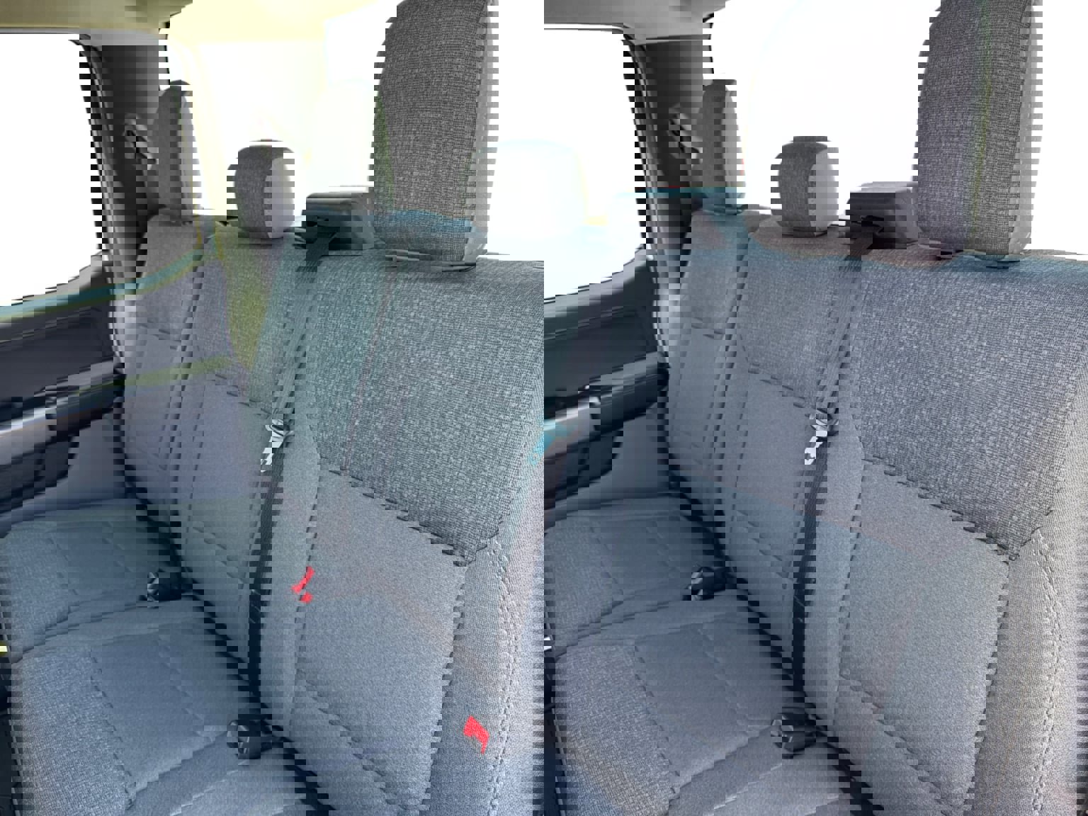 Used 2024 Ford F150 XLT w/ FX4 Off-Road Package image 16