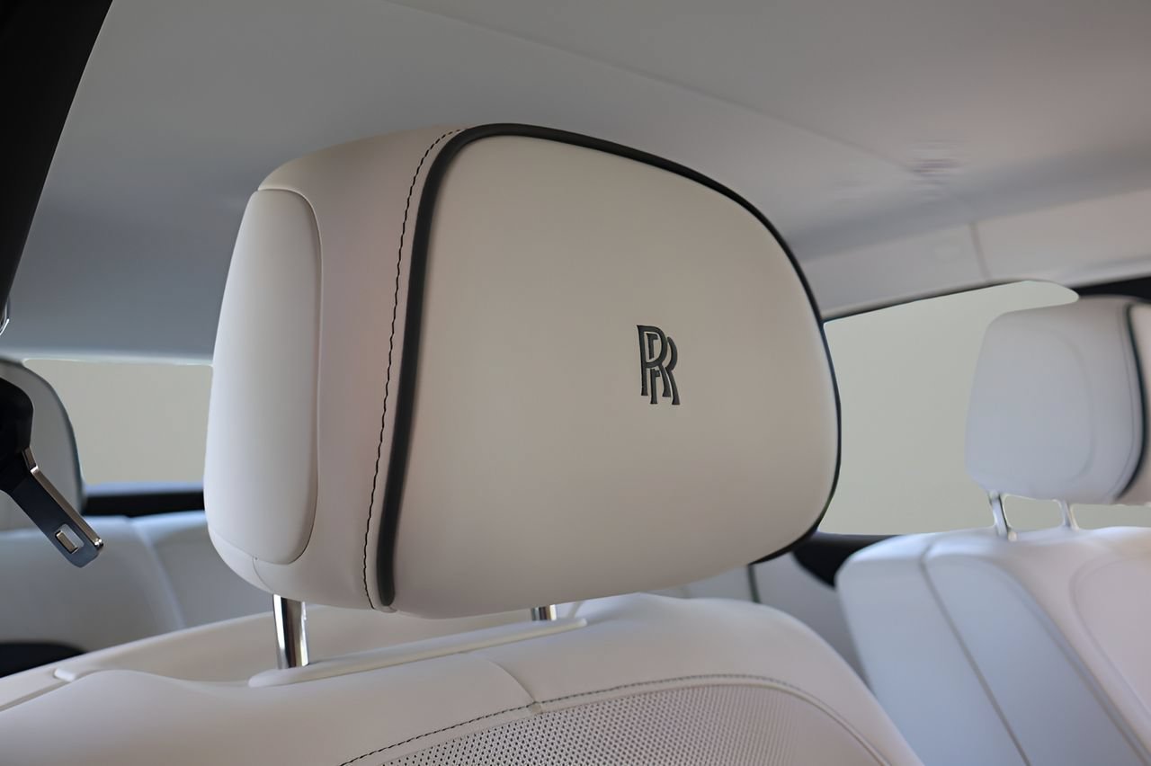 New 2027 Rolls-Royce Ghost AWD/4WD image 24