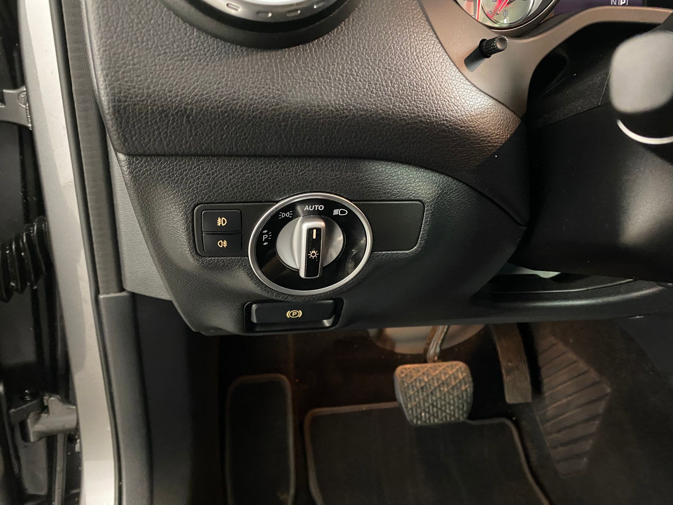 Certified 2017 Mercedes-Benz GLA 250 image 18