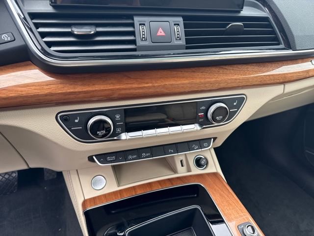 Used 2021 Audi Q5 2.0T Premium Plus image 17