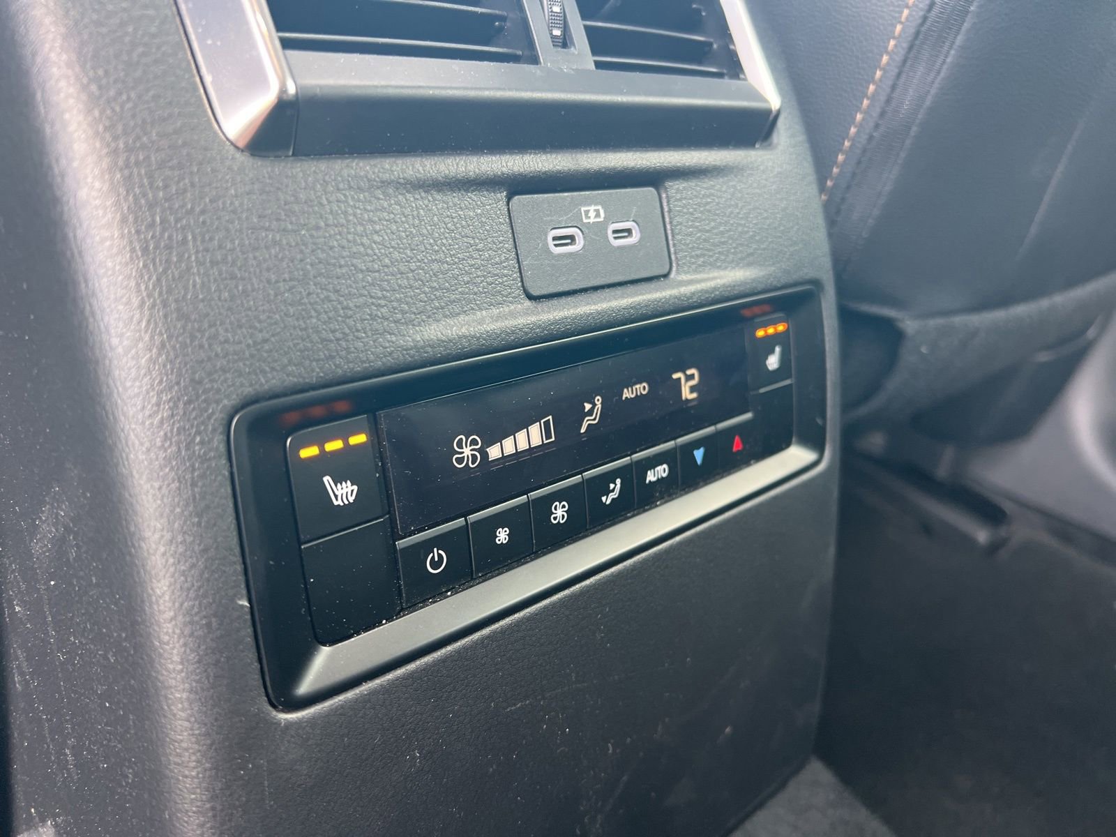 Used 2026 MAZDA CX-90 3.3 Turbo w/ Preferred Package image 35