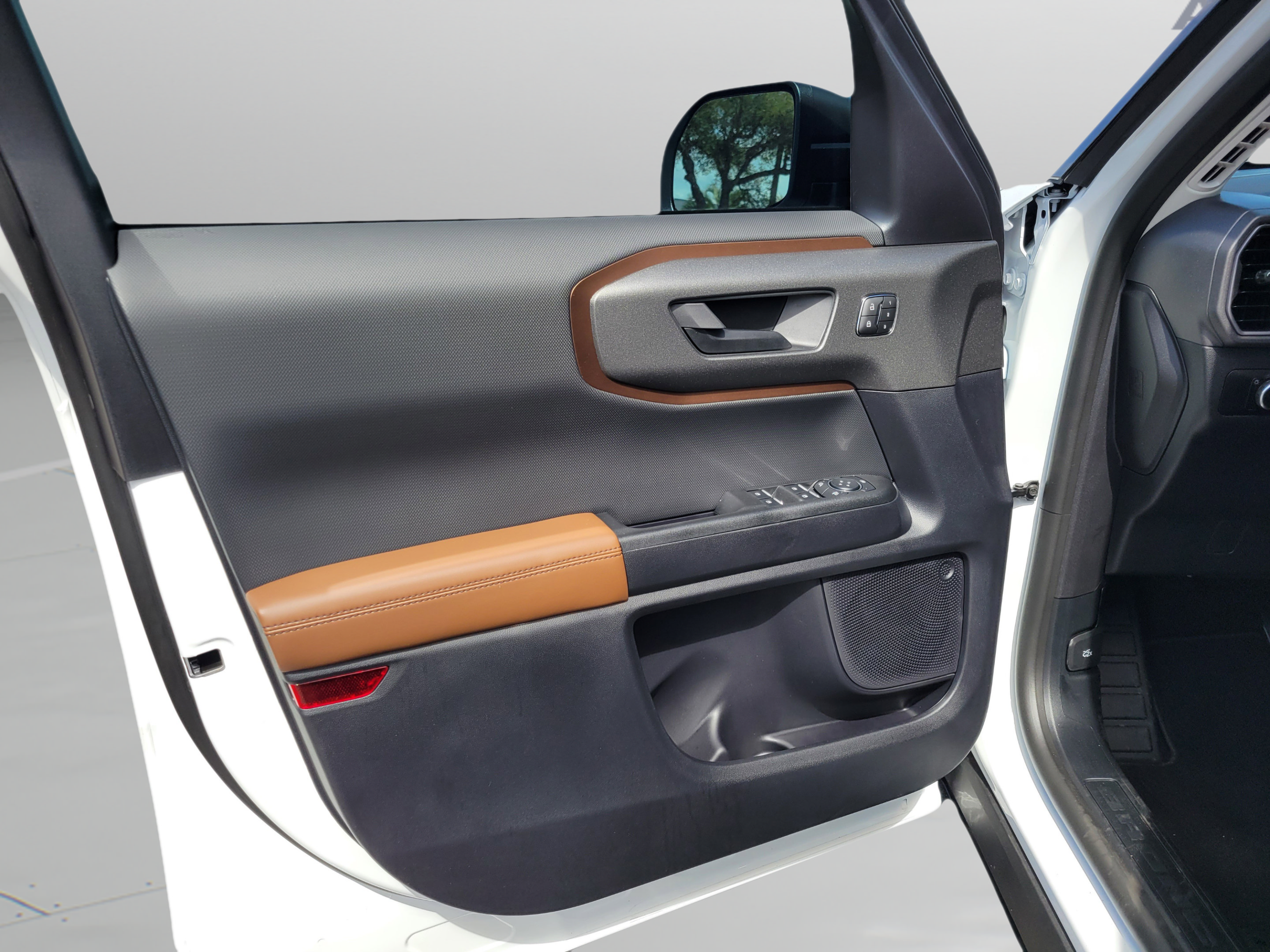 New 2026 Ford Bronco Sport Outer Banks w/ Outer Banks Tech Package+ AWD/4WD image 6