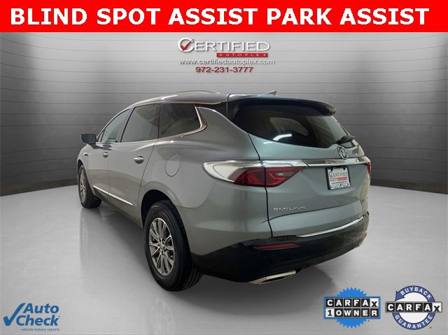 Used 2024 Buick Enclave Premium image 4