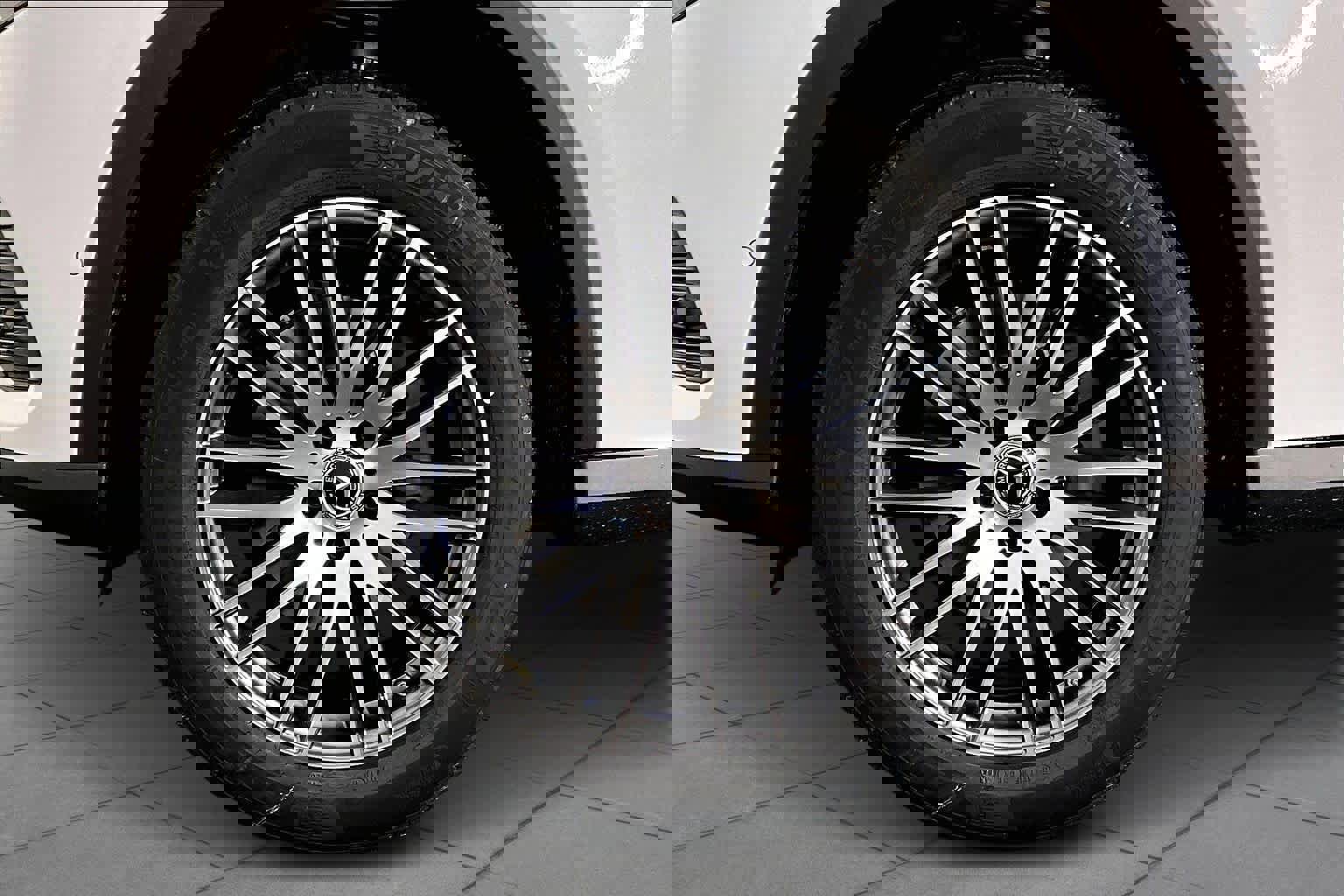 New 2026 Mercedes-Benz GLC 300 4MATIC image 17