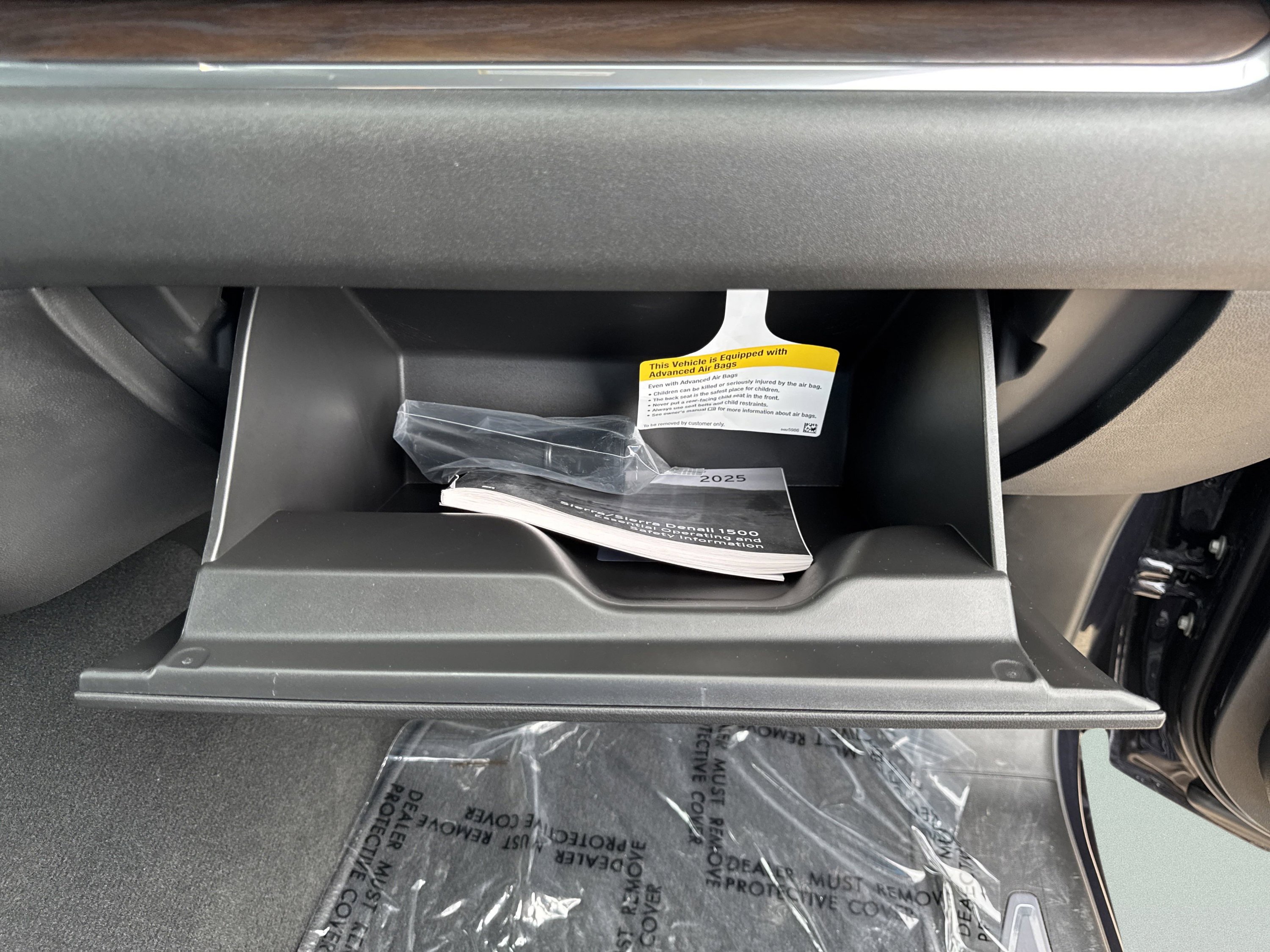 Used 2025 GMC Sierra 1500 SLT image 48