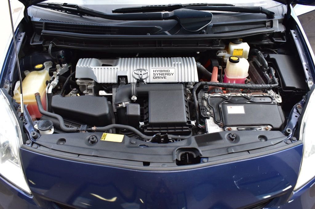 Used 2013 Toyota Prius Four FWD image 12