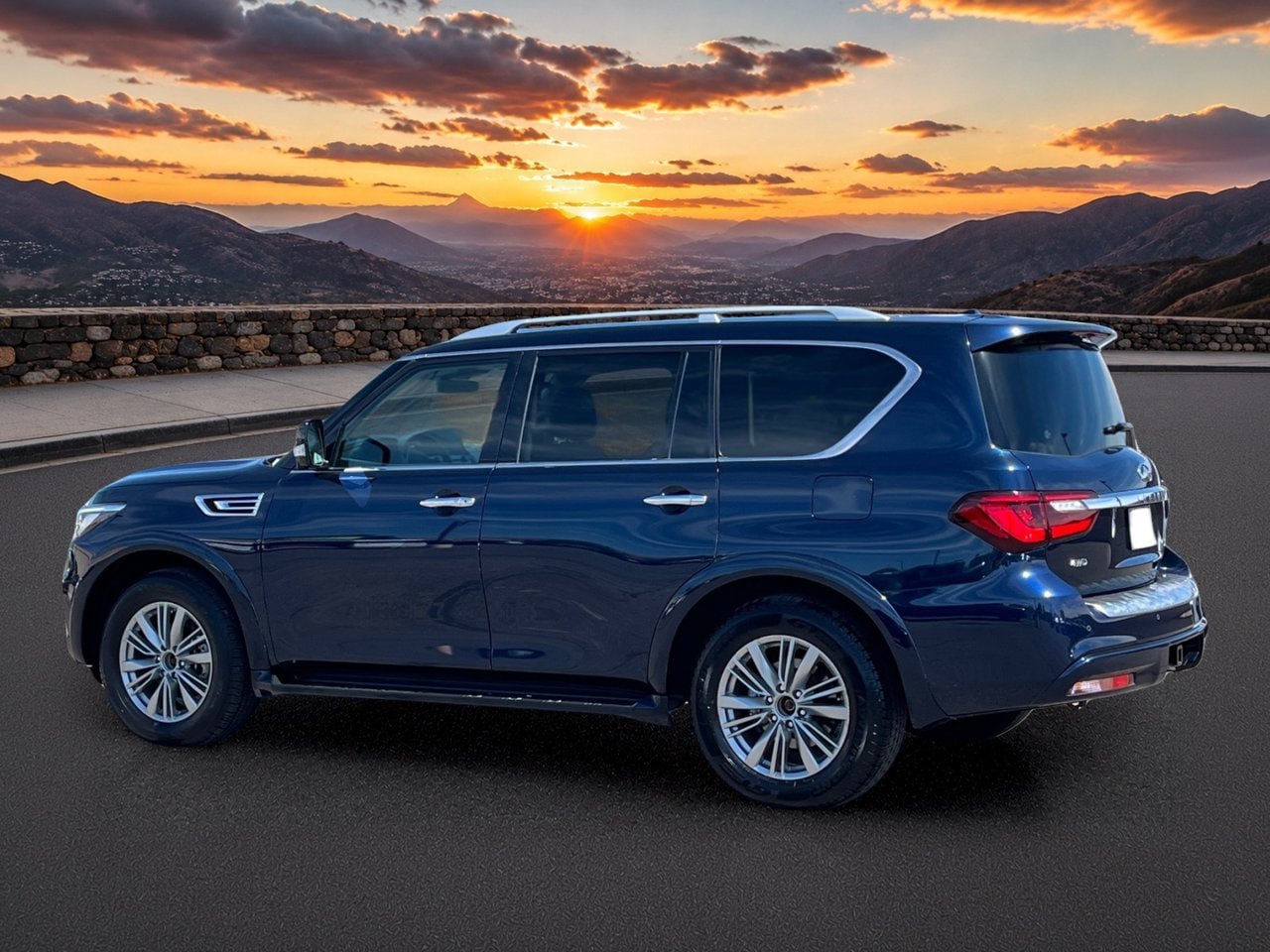 Certified 2024 INFINITI QX80 Luxe AWD/4WD image 4