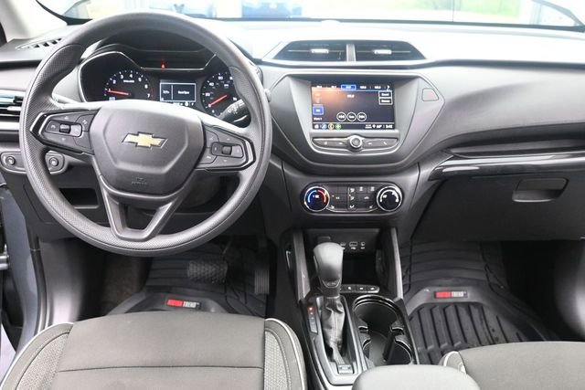 Used 2022 Chevrolet TrailBlazer LT FWD image 19