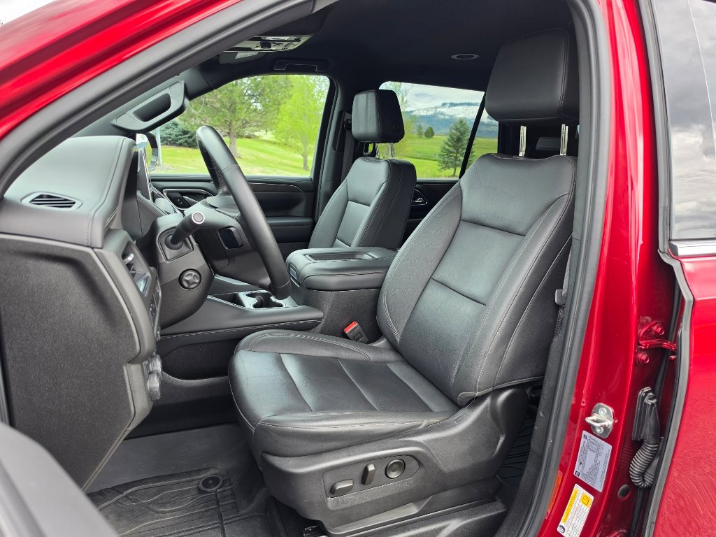 Used 2023 Chevrolet Tahoe LT w/ Luxury Package image 11