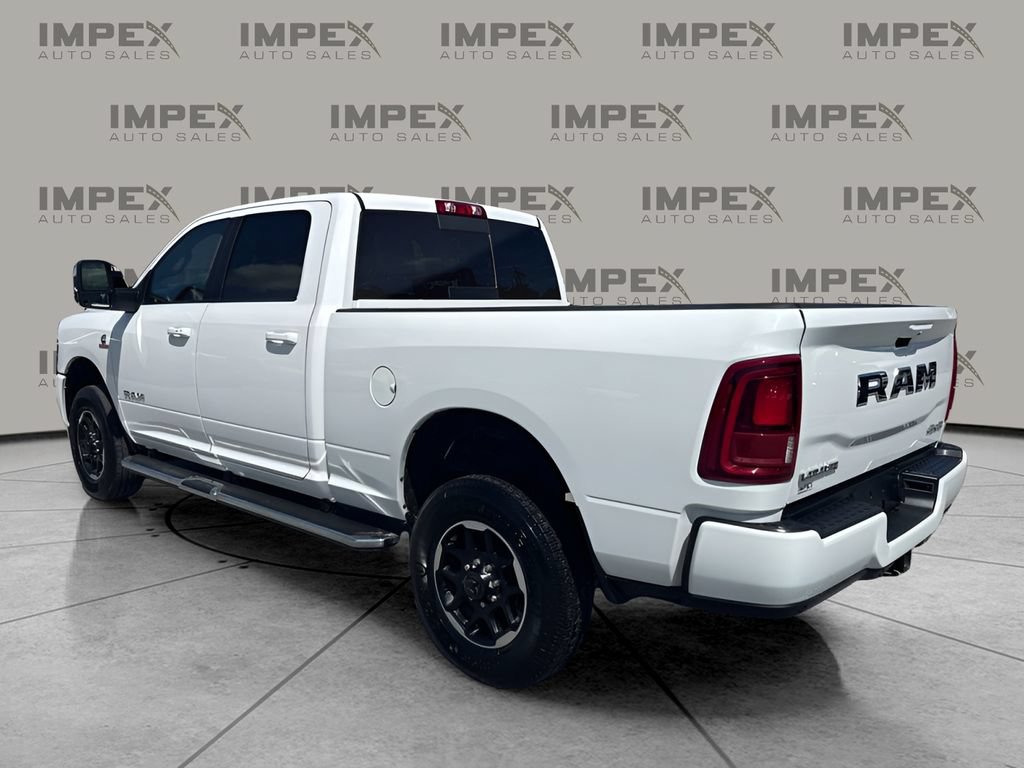 Used 2026 RAM 2500 Laramie AWD/4WD image 3
