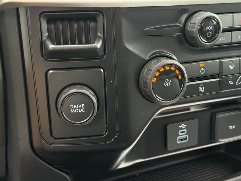 New 2025 Ford F550 2WD Regular Cab Super Duty image 20
