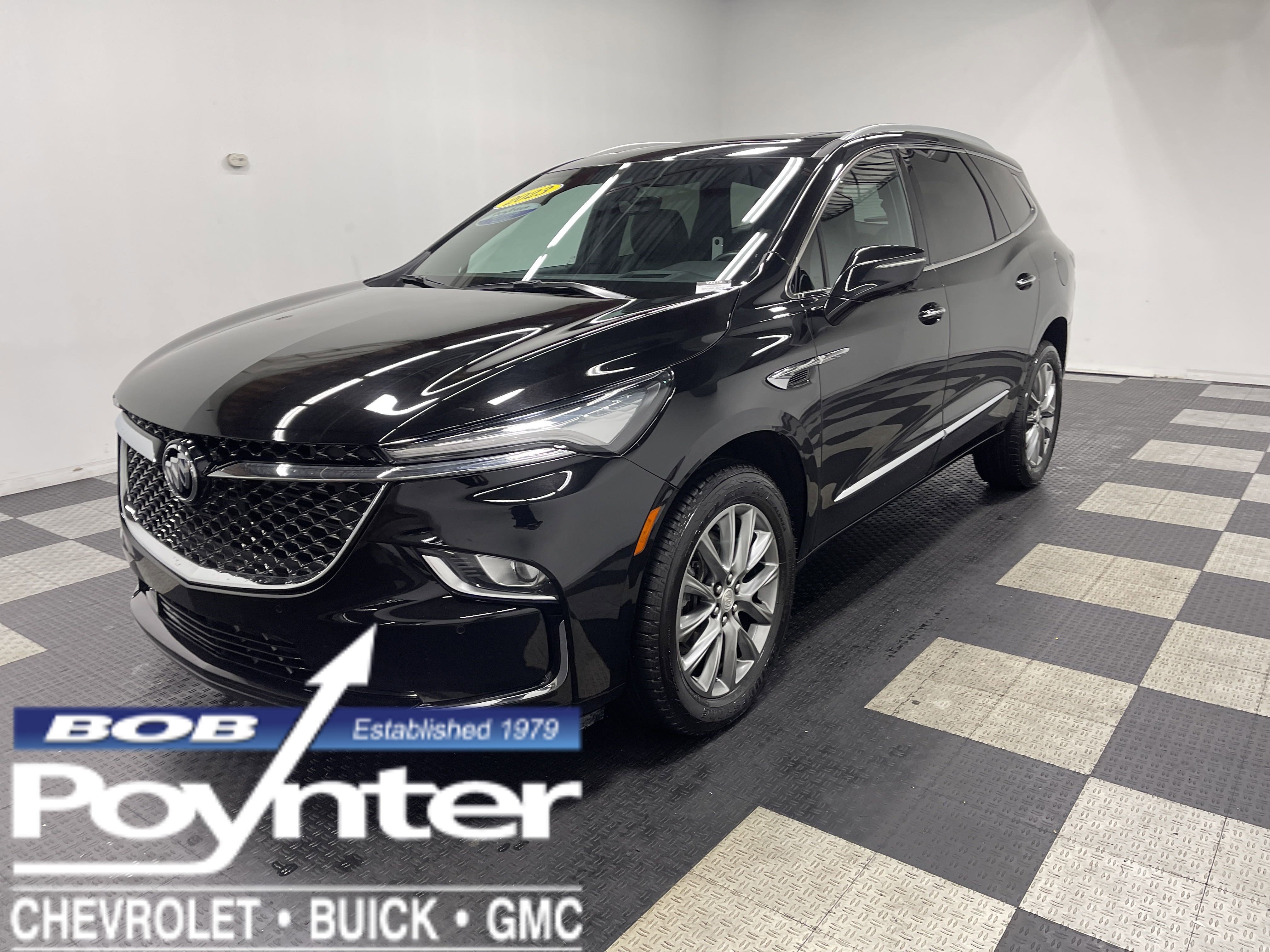 Used 2023 Buick Enclave Avenir w/ Trailering Package, 5000 lbs.