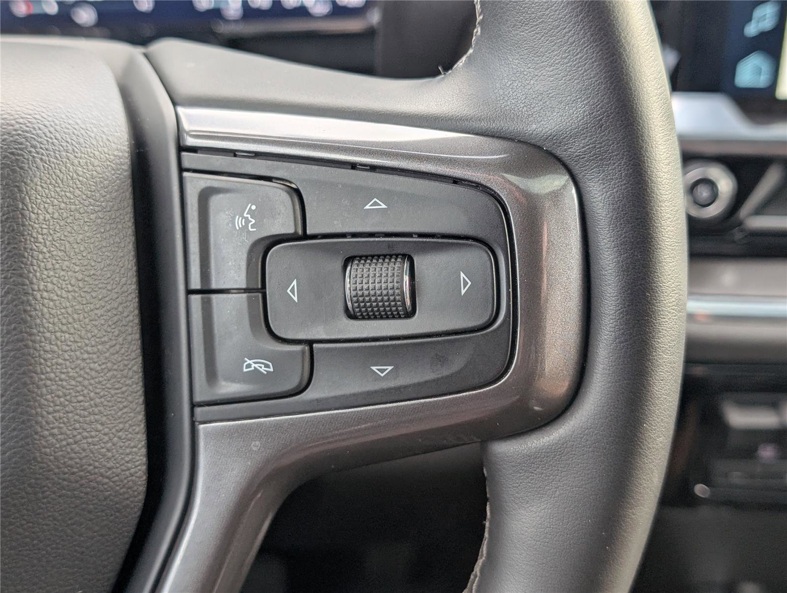 Used 2024 Chevrolet Silverado 3500 High Country w/ High Country Premium Package image 26