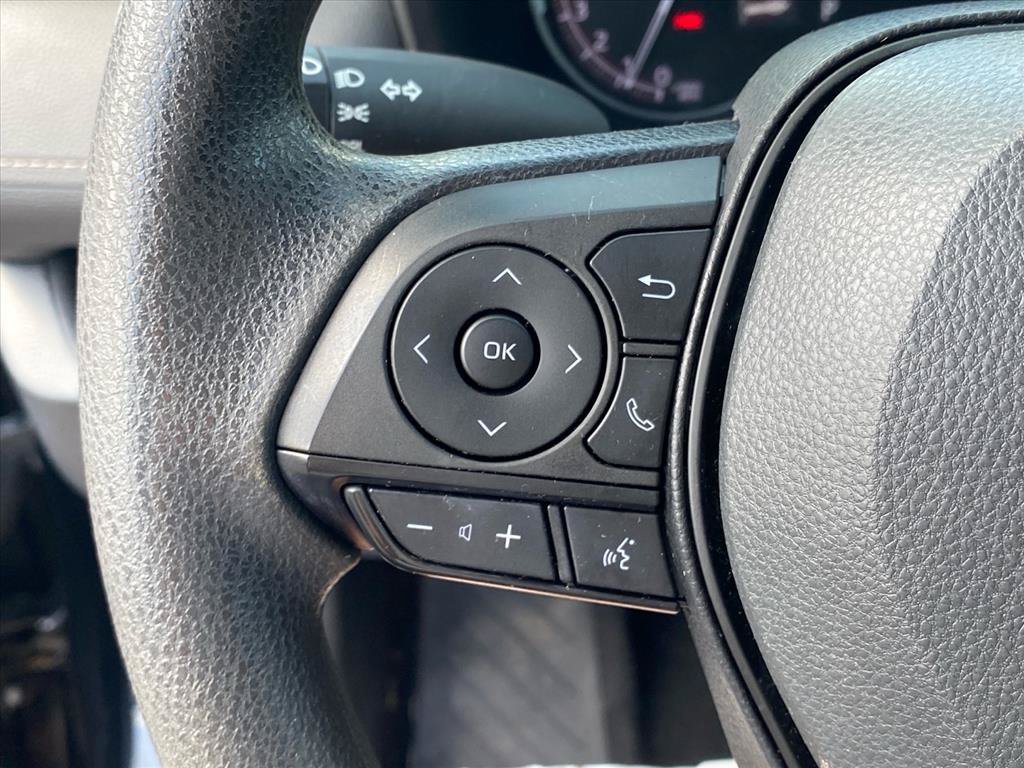 Used 2023 Toyota RAV4 LE AWD/4WD image 18