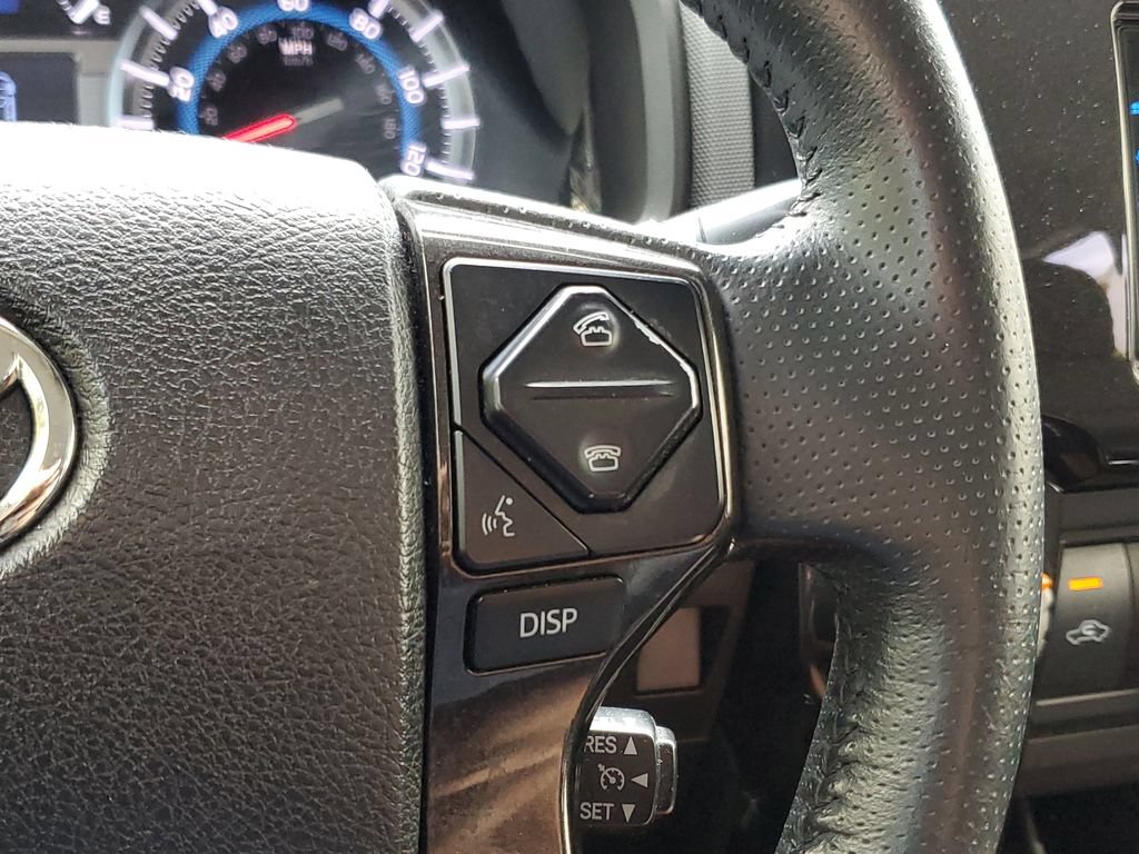 Used 2019 Toyota 4Runner TRD Off-Road AWD/4WD image 26