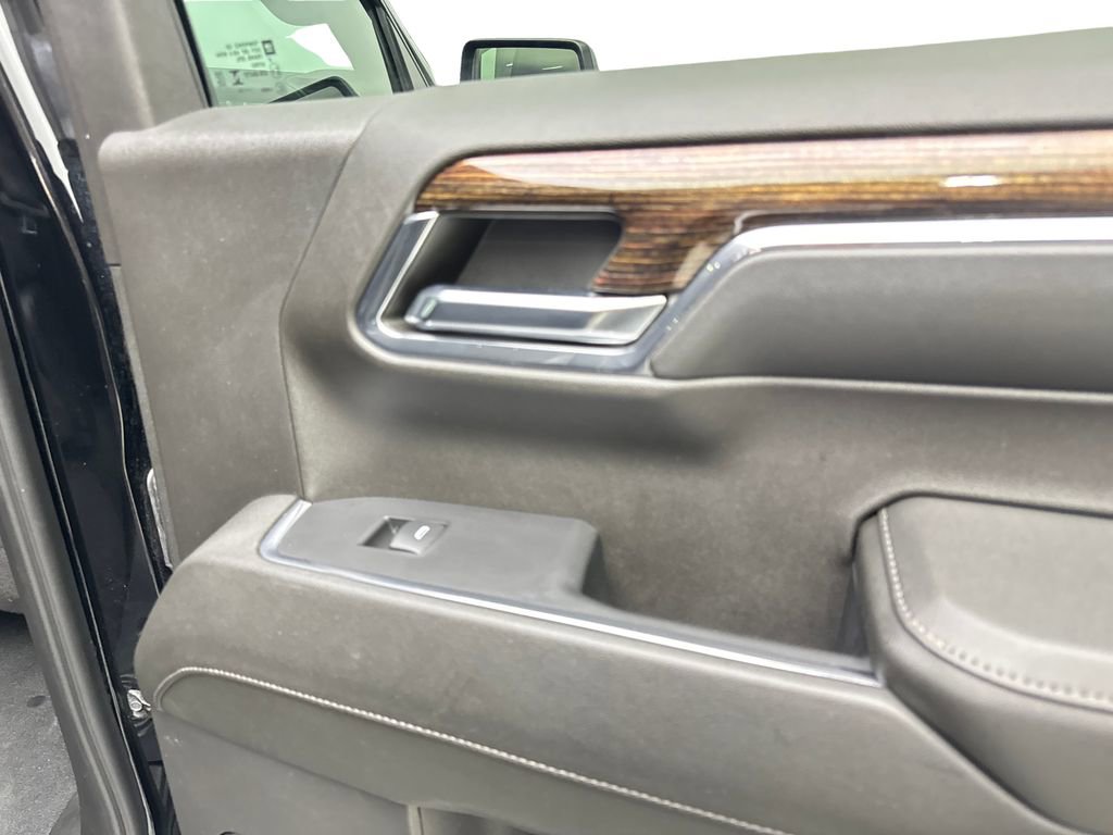 Used 2024 GMC Sierra 1500 Elevation image 44