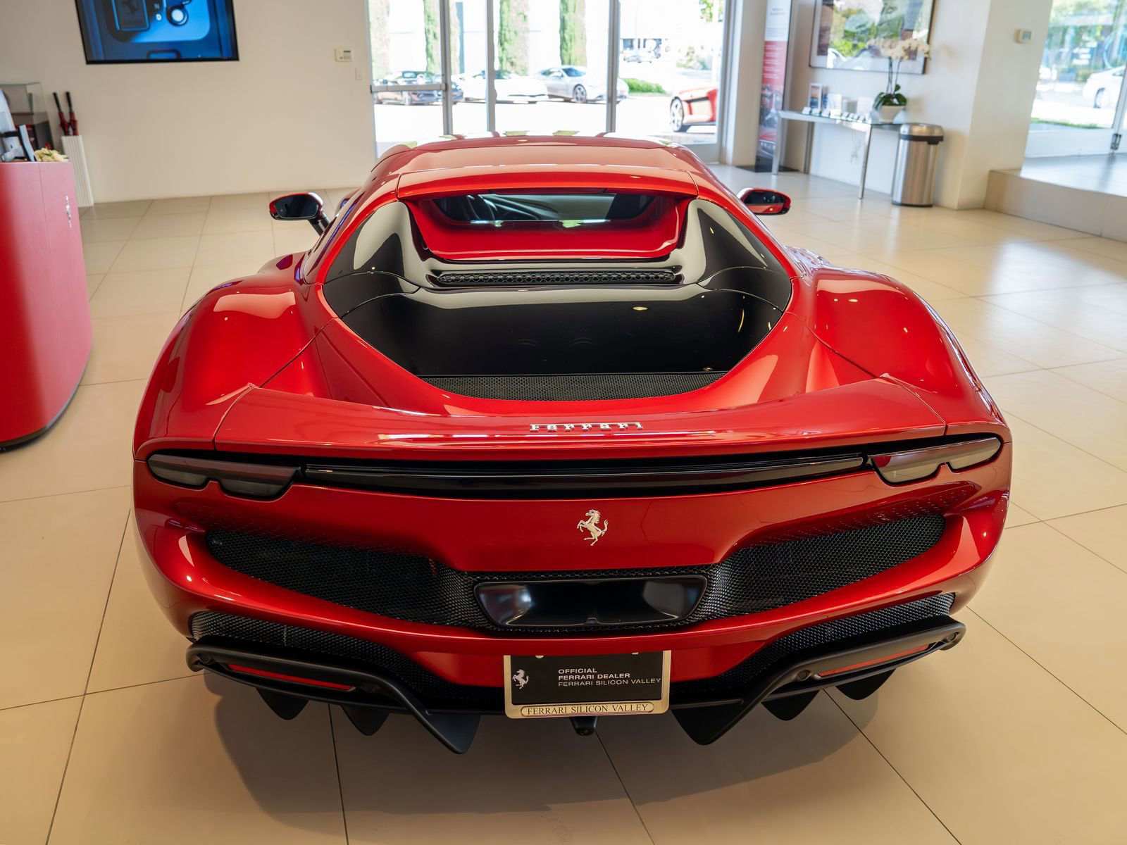Used 2024 Ferrari 296 GTS RWD image 30