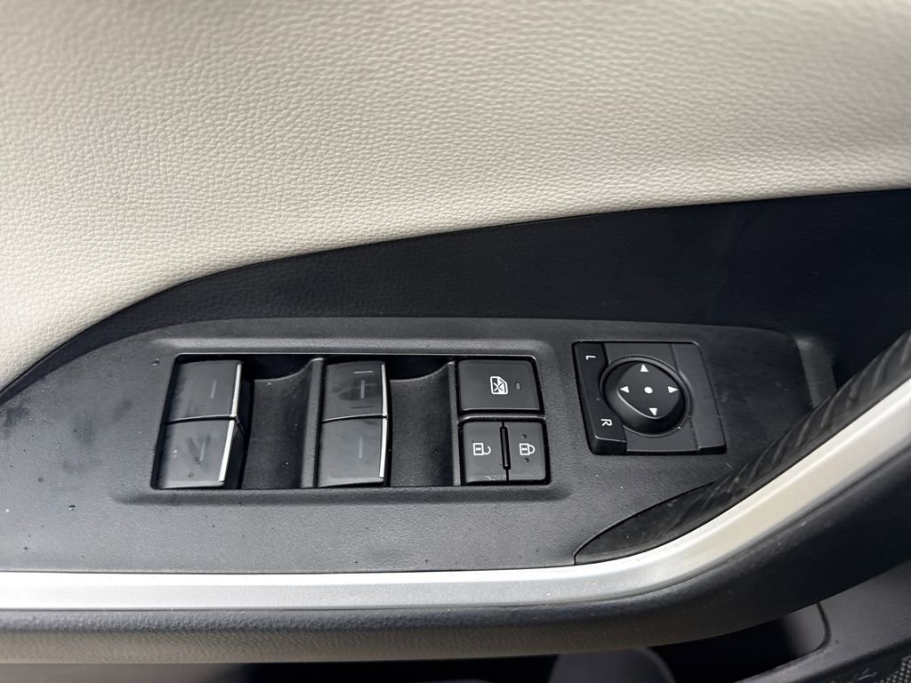 Used 2024 Toyota RAV4 Limited image 15