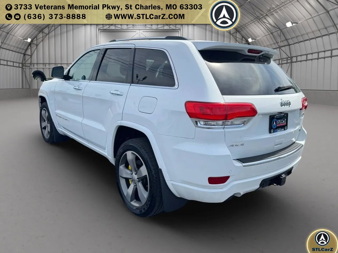 Used 2015 Jeep Grand Cherokee Overland w/ Advanced Technology Group image 5