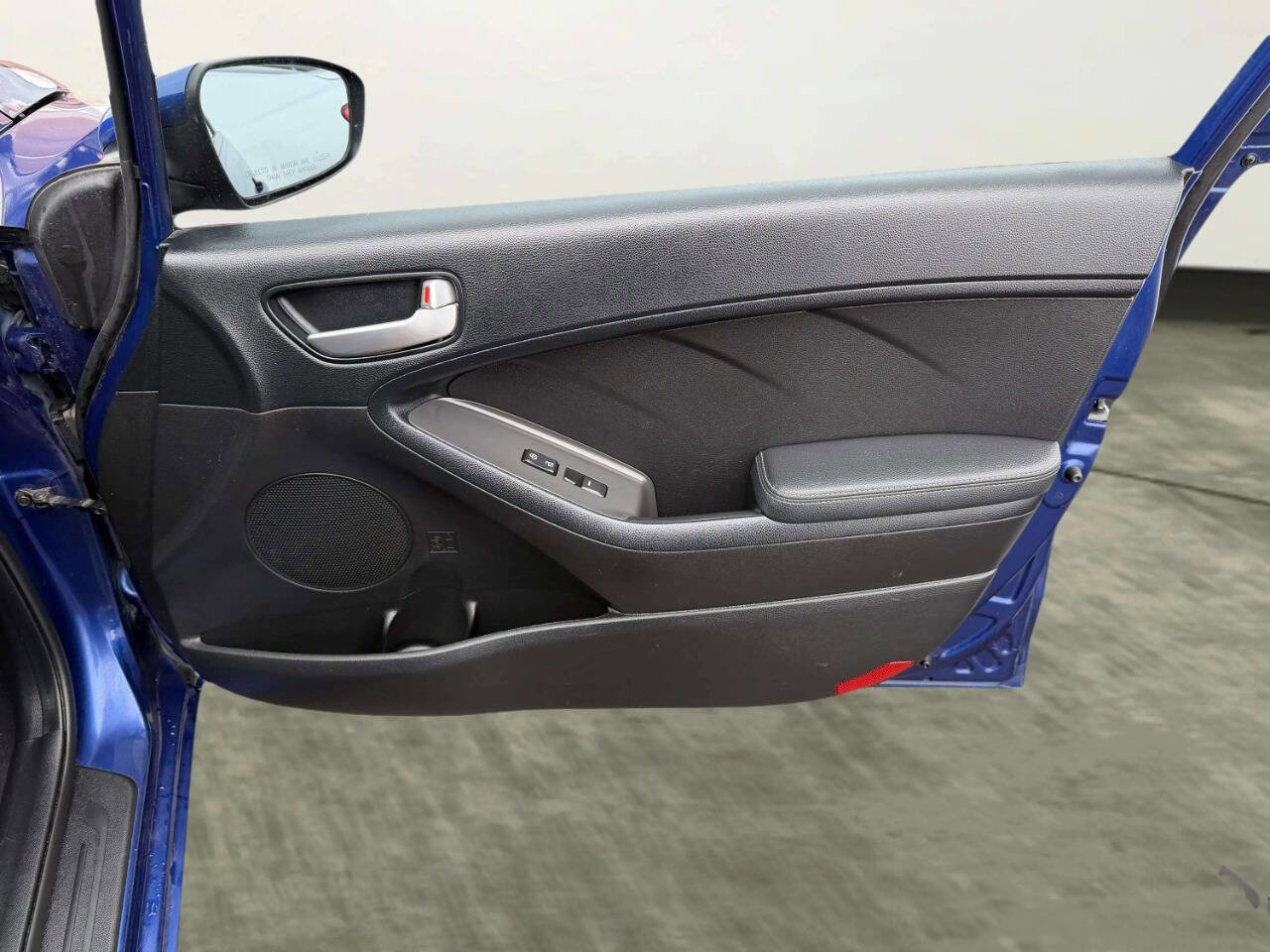 Used 2017 Kia Forte LX image 20