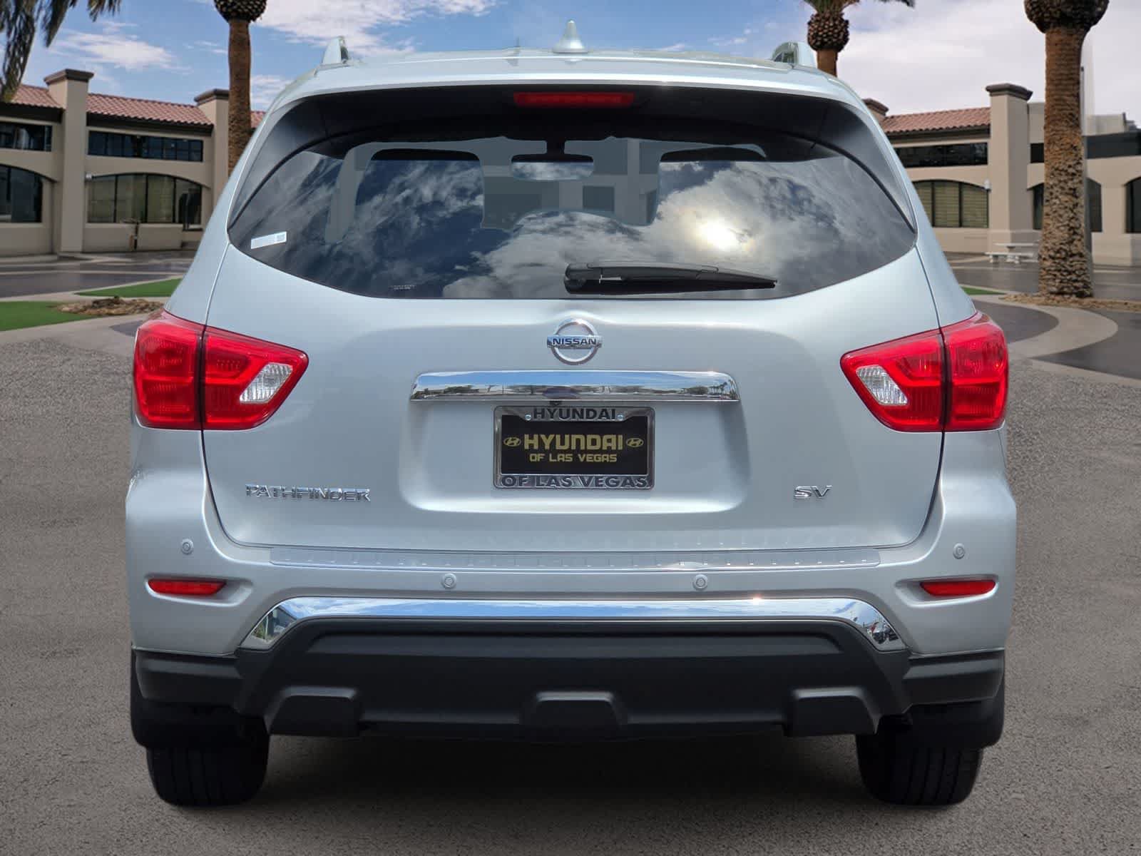 Used 2020 Nissan Pathfinder SV FWD image 7