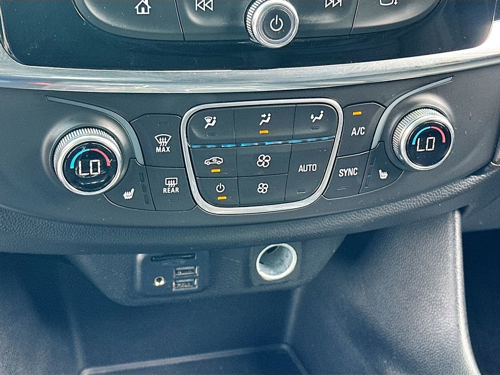 Used 2020 Chevrolet Traverse RS FWD image 16