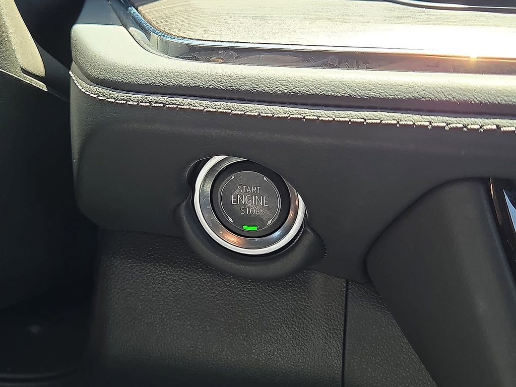 Used 2025 Chevrolet Tahoe LT AWD/4WD image 31