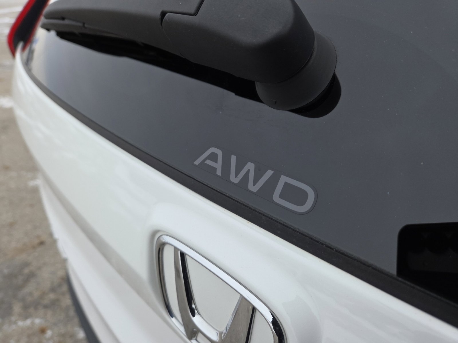 Used 2024 Honda CR-V EX-L image 12