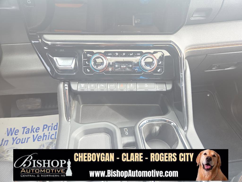 Used 2024 GMC Sierra 2500 AT4 w/ Technology Package image 28