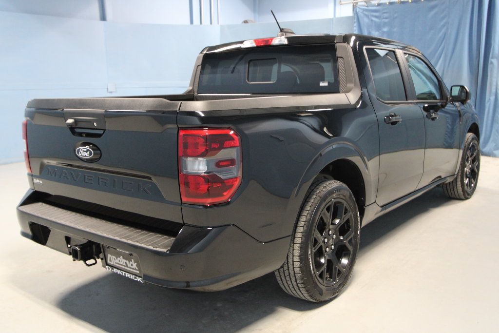 Used 2025 Ford Maverick Lobo AWD/4WD image 36