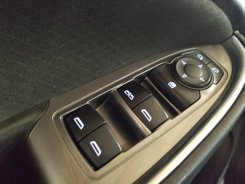 Used 2020 Chevrolet Malibu LT FWD image 27
