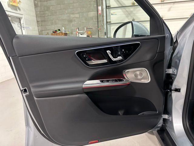 Used 2026 Mercedes-Benz GLC 300 4MATIC image 10