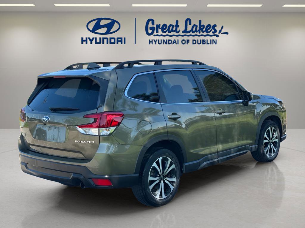 Used 2023 Subaru Forester Limited AWD/4WD image 4