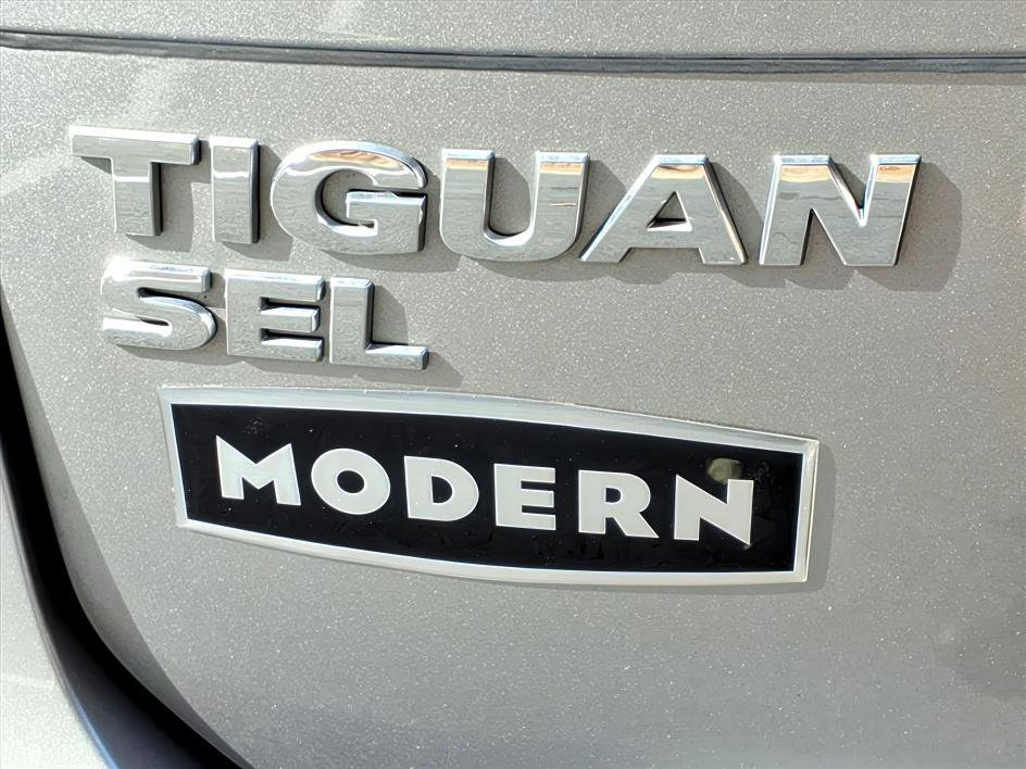 Used 2020 Volkswagen Tiguan SEL image 8