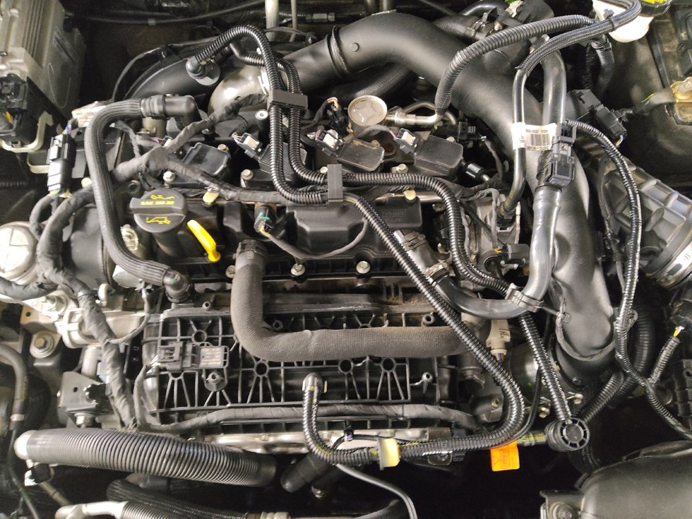 Used 2020 Ford Fusion SE image 30