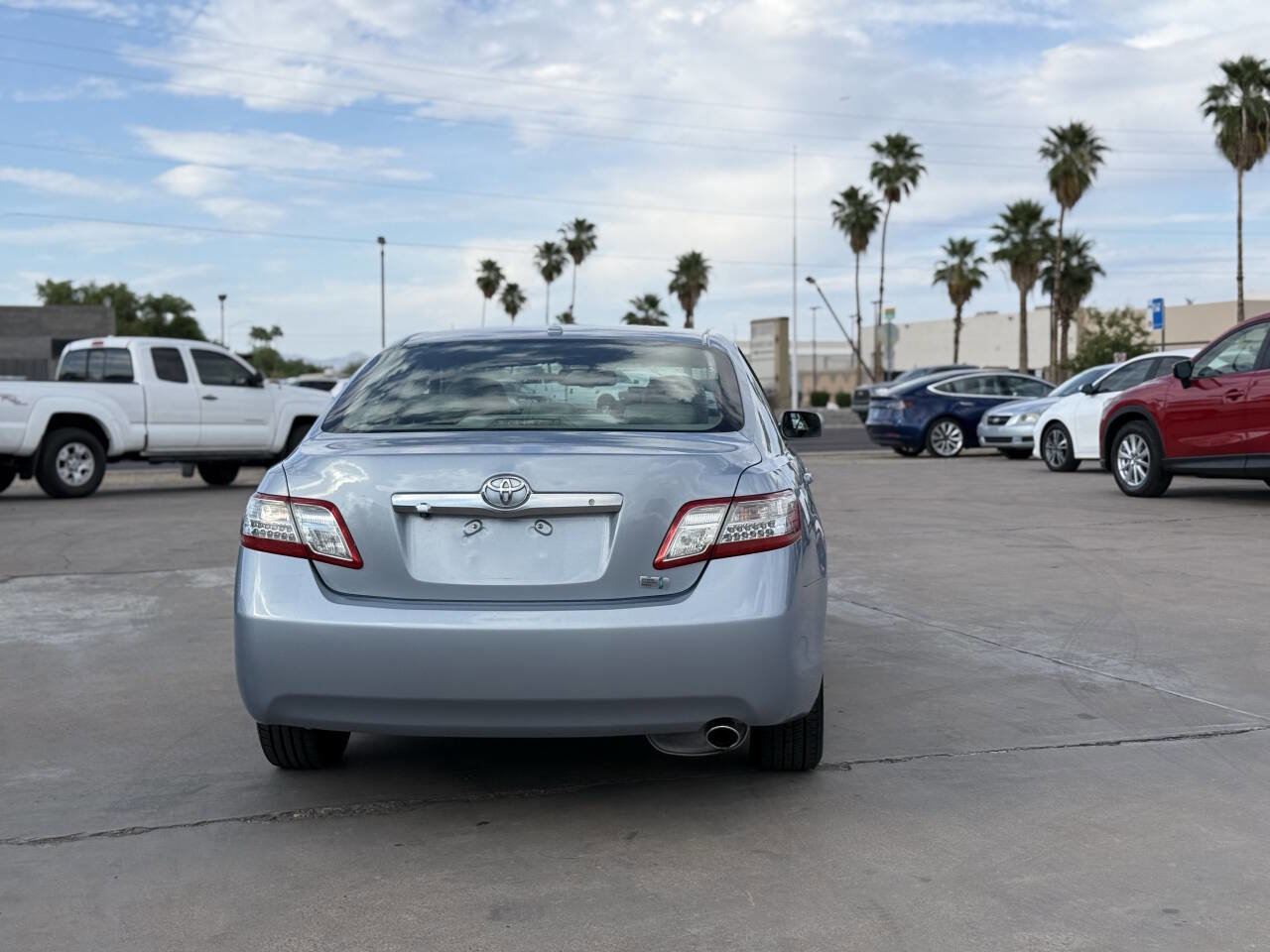 Used 2011 Toyota Camry Hybrid image 5