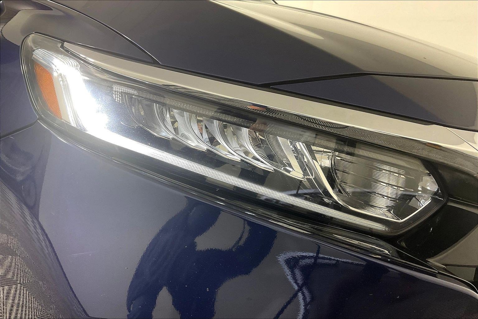Used 2018 Honda Accord LX image 30