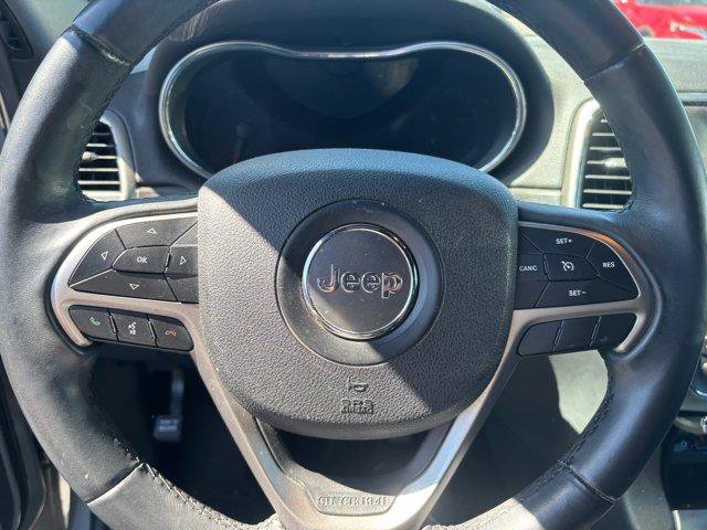 Used 2018 Jeep Grand Cherokee Laredo image 12
