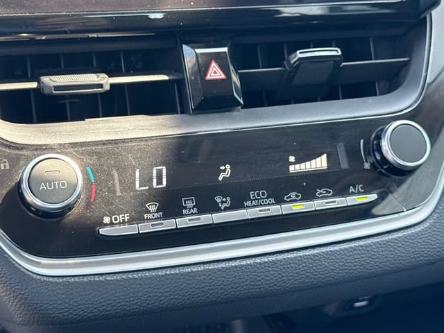Used 2023 Toyota Corolla LE FWD image 17